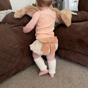 Old navy baby cable knit cream off-white leg warmers 🤍